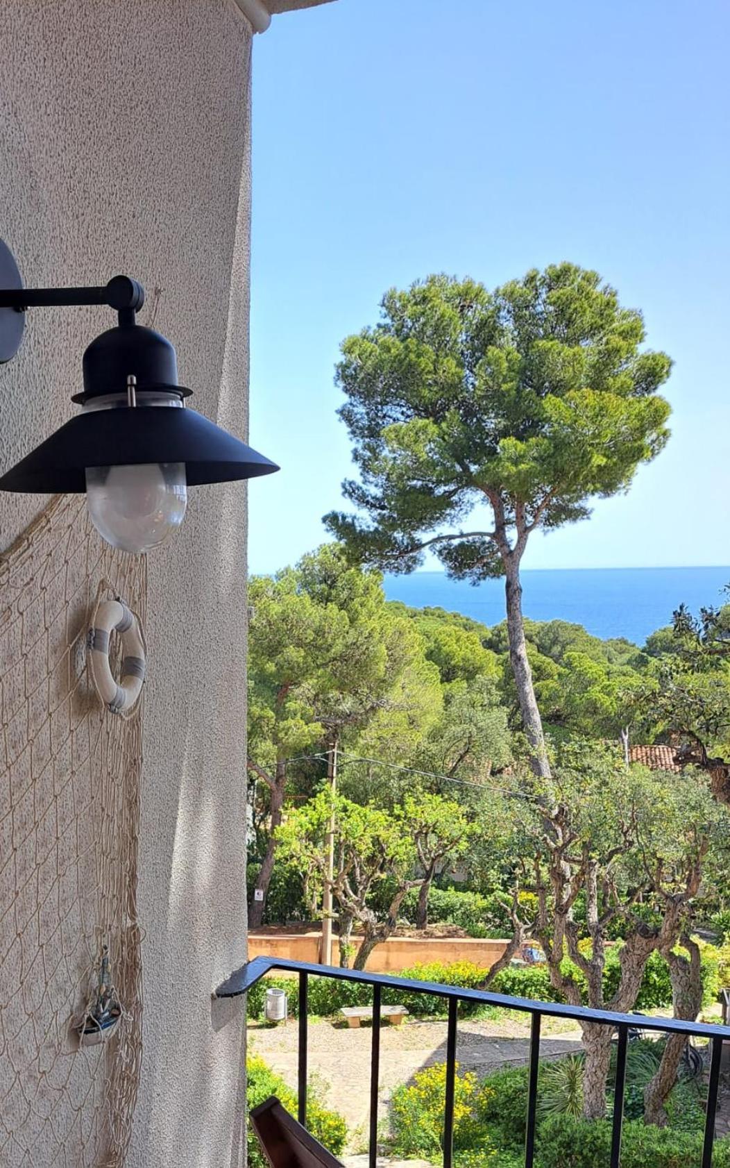 Apartamento Recien Reformado A 300 Metros Del Mar Calella De Palafrugell Luaran gambar