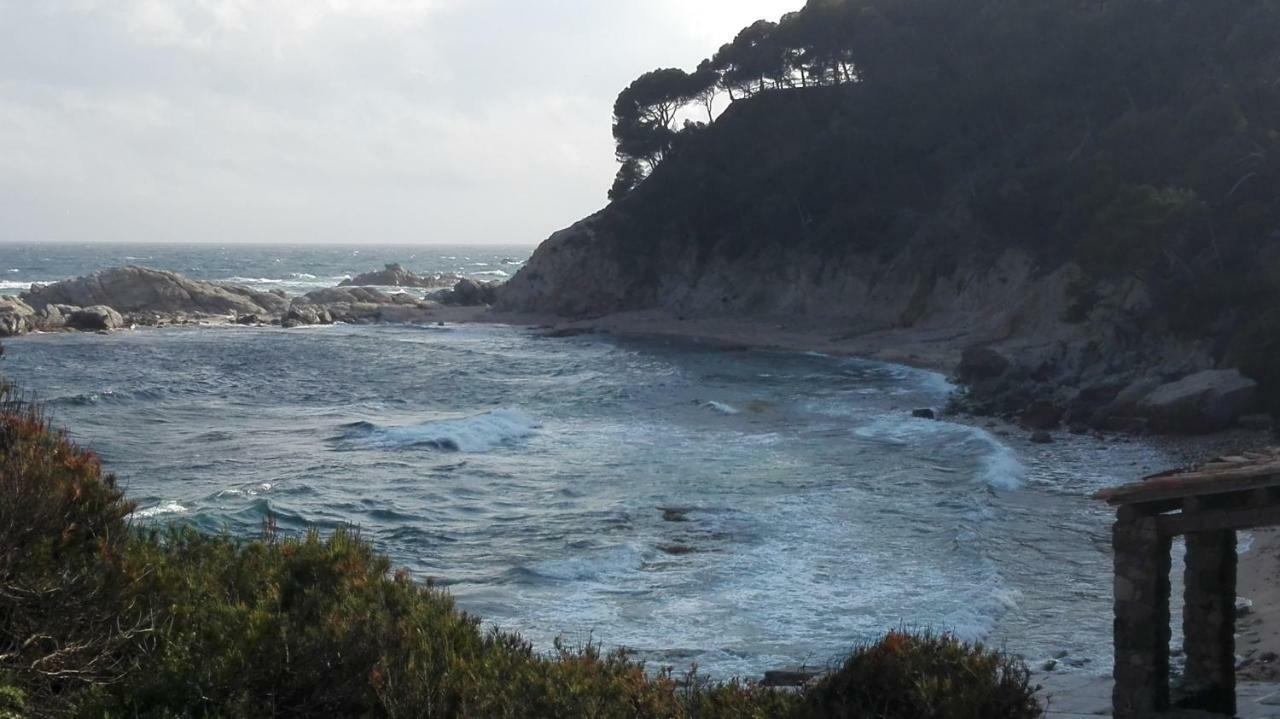 Apartamento Recien Reformado A 300 Metros Del Mar Calella De Palafrugell Luaran gambar